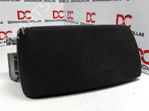 Used Armrest / Center console BMW X3 (E83) 2.0 d (150 hp) 17399093