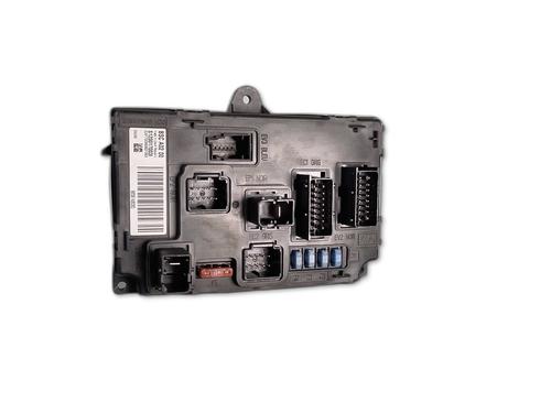 Fuse box PEUGEOT 407 (6D_) 2.0 HDi 135 (6DRHRH, 6DRHRE, 6DRHRG, 6DRHRJ) | BP33755841E1 - Image 2