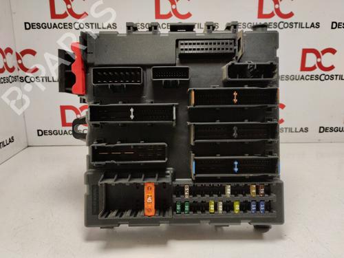 Used Fuse box OPEL VECTRA C (Z02) 2.2 DTI 16V (F69) (125 hp) 17412193