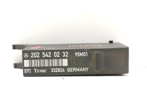 Used Electronic module MERCEDES-BENZ C-CLASS (W202) C 250 D (202.125) (113 hp) 17421827