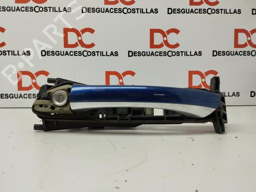 Used Front left exterior door handle MERCEDES-BENZ C-CLASS (W203) C 270 CDI (203.016) (170 hp) 17420234