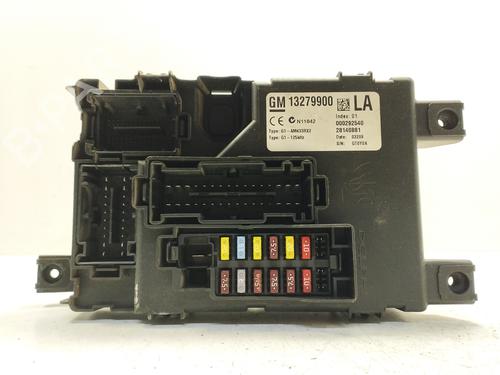 Sikringsdose OPEL CORSA D (S07) [2006-2015]  28716893