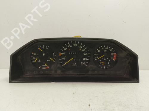 Used Instrument cluster MERCEDES-BENZ 124 Saloon (W124) 300 E 4-matic (124.230) (180 hp) 31051185