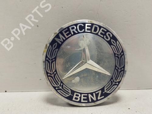 Used Hub cap MERCEDES-BENZ C-CLASS (W204) C 350 4-matic (204.087) (272 hp) 25816712