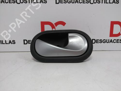 Used Front right interior door handle RENAULT CLIO III (BR0/1, CR0/1) 1.5 dCi (C/BR0G, C/BR1G) (68 hp) 25816509