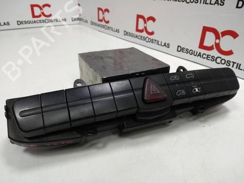 Used Warning switch MERCEDES-BENZ VITO / MIXTO Van (W639) 111 CDI (639.601, 639.603) (116 hp) 17397545