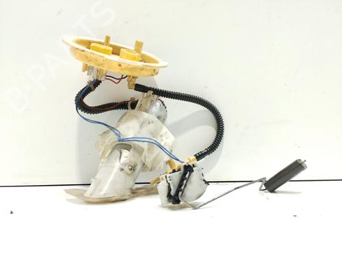 Used Fuel pump BMW 5 (F10) 530 d (245 hp) 22332738
