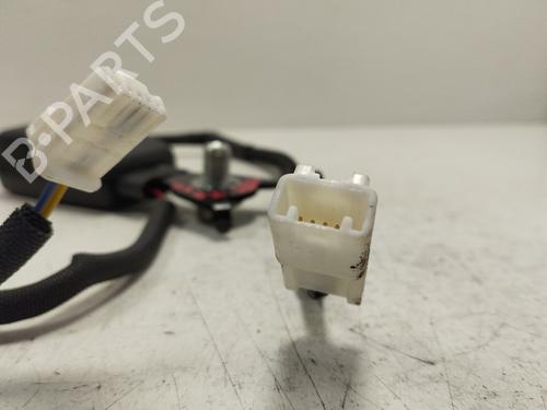 Seat buckle TOYOTA PRIUS PLUS (_W4_) 1.8 Hybrid (ZVW40W, ZVW41W) | BP22192516I32 