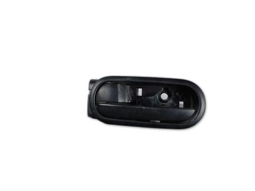 Używane Klamka wewnętrzna drzwi przednich lewych MAZDA 2 (DE_, DH_) 1.3 (DE3FS) (86 hp) 30801290