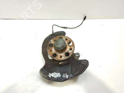 Used Left front steering knuckle MERCEDES-BENZ C-CLASS (W203) C 200 CDI (203.004) (116 hp) 27702406