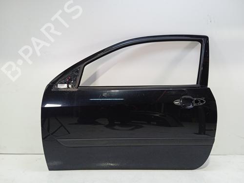 Used Left front door FORD FOCUS I (DAW, DBW) 1.8 Turbo DI / TDDi (90 hp) 17424955
