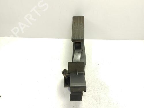 Pedal MERCEDES-BENZ C-CLASS (W203) C 220 CDI (203.006) (136 hp) 30551588