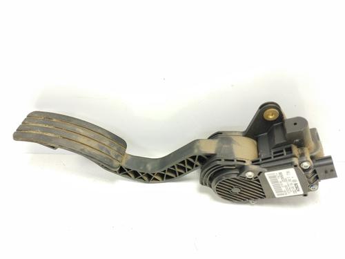 Used Pedal RENAULT LAGUNA III (BT0/1) 1.6 16V (BT04, BT0D, BT0U) (110 hp) 17733881