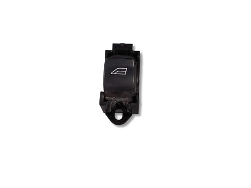 Used Right front window switch Right front window switch VOLVO S40 II (544) 2.0 D (136 hp) 39808570 39808570