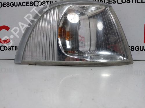 Used Right front indicator VOLVO V40 Estate (645) 1.8 (115 hp) 30736661