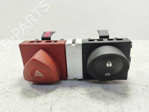 Used Warning switch RENAULT MEGANE II (BM0/1_, CM0/1_) [2001-2012]  26377663