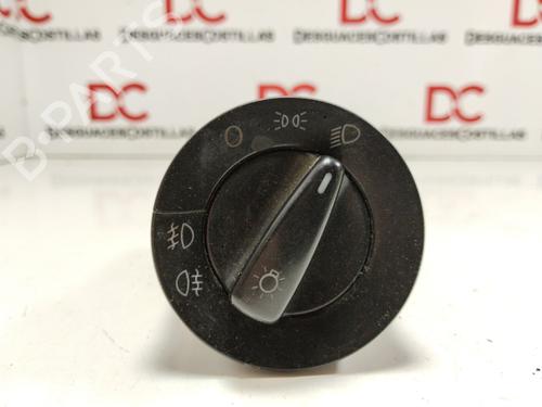 Commande de phare VW GOLF IV (1J1) 1.4 16V (75 hp) 30724544