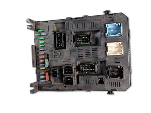Used Fuse box Fuse box PEUGEOT 407 (6D_) 1.6 HDi 110 (6D9HZC, 6D9HYC) (109 hp) 33755821 33755821