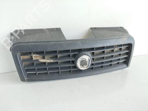 Grill PEUGEOT 206 Hatchback (2A/C) 1.4 LPG | BP20133216C40 