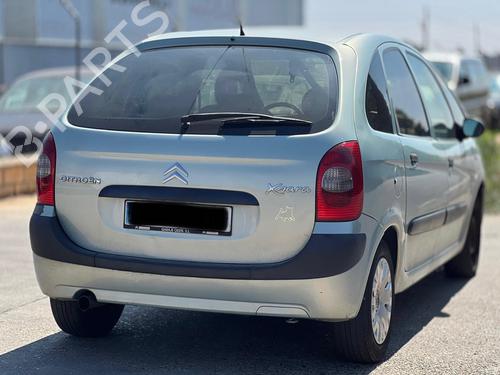 Grille CITROËN XSARA PICASSO (N68) 2.0 HDi | BP29353855C40 