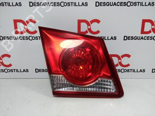 Left taillight CHEVROLET CRUZE (J300) 2.0 CDI (150 hp) 17405153