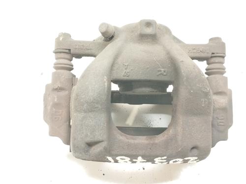 Used Right front brake caliper TOYOTA AURIS (_E15_) [2006-2013]  29062518