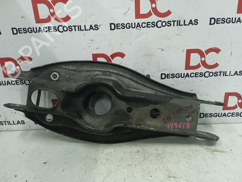 Venstre bak bærearm BMW 3 (E90) 318 d (143 hp) 21834575