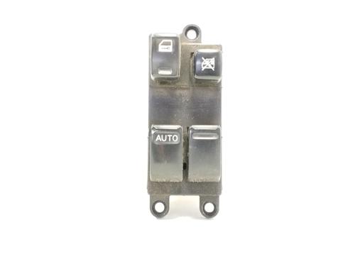 Used Left front window switch NISSAN ALMERA II (N16) 2.2 Di (110 hp) 17424539