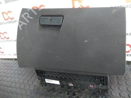Glove box BMW X3 (E83) 2.0 d | BP17399116C95 