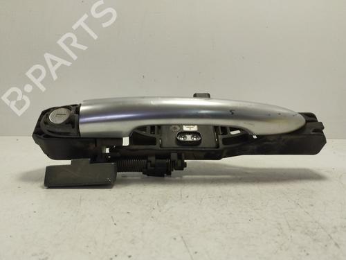 Used Front left exterior door handle RENAULT LAGUNA II (BG0/1_) 1.9 dCi (BG08, BG0G) (120 hp) 17427113