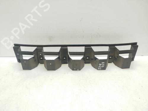 Kofangerbeslag bag VOLVO S40 II (544) [2003-2012]  31755813