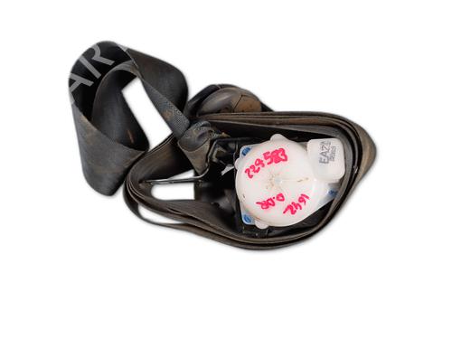 Used Front right seatbelt TOYOTA CELICA Coupe (_T23_) 1.8 16V VT-i (ZZT230_, ZZT230) (143 hp) 32334989