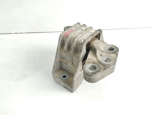 Used Engine mount OPEL VECTRA C GTS (Z02) 1.8 16V (F68) (122 hp) 18117873