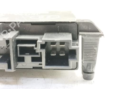 Comfort control module MERCEDES-BENZ C-CLASS (W203) C 200 CDI (203.004) | BP23168887M56 