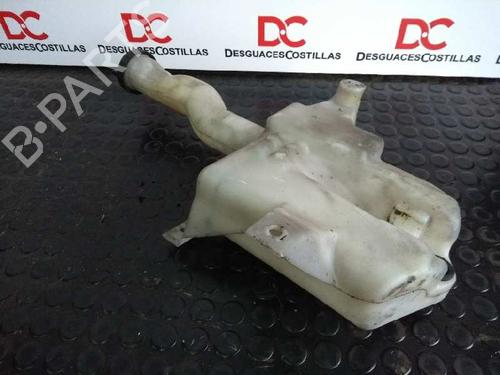 Used Windscreen washer tank FORD MONDEO III (B5Y) 2.0 16V (146 hp) 17427743