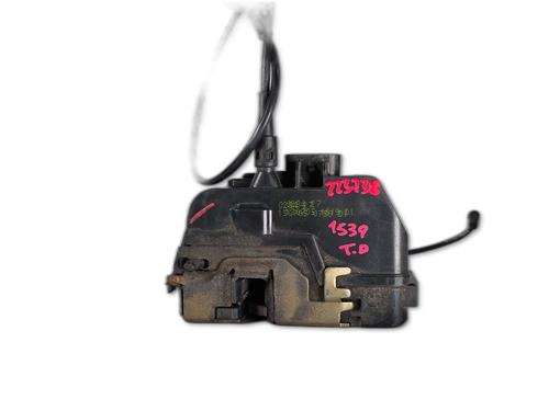 rear-right-lock-renault-megane-ii-bm01_-cm01_-2001-2002-2003-2004-2005-2006-2007-2008-2009-2010-2011-2012-30674709 main image