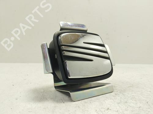Used Tailgate handle Tailgate handle 39239666 39239666
