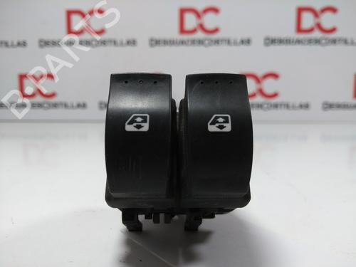 Used Left front window switch RENAULT SCÉNIC II (JM0/1_) [2003-2010]  32085325