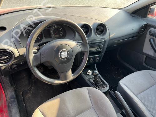 Left headlight SEAT IBIZA III (6L1) | BP31827330C28