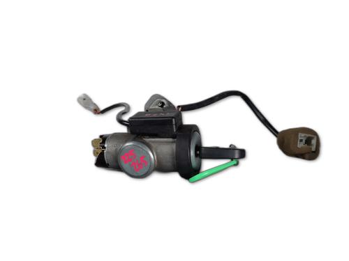 Używane Stacyjka FORD MAVERICK (UDS, UNS) 2.7 TD (125 hp) 30889301