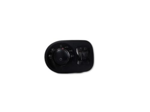 Used Headlight switch SEAT ALTEA XL (5P5, 5P8) [2006-2015]  28320169