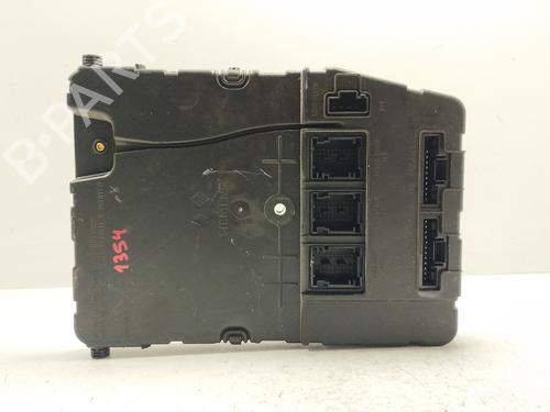 Used Electronic module RENAULT SCÉNIC II (JM0/1_) [2003-2010]  30196271