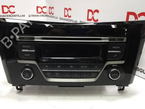 Used Radio NISSAN QASHQAI II SUV (J11, J11_) 1.6 dCi (130 hp) 17398124