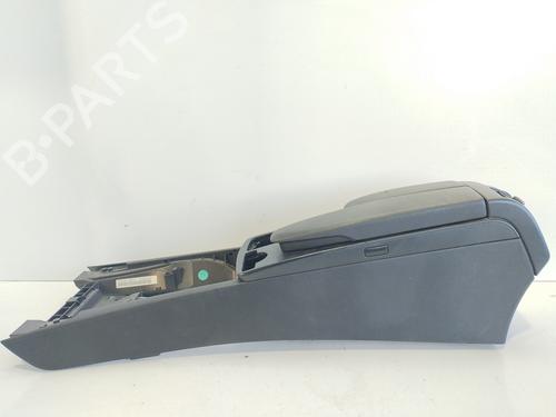 Used Armrest / Center console MERCEDES-BENZ C-CLASS (W204) C 350 4-matic (204.087) (272 hp) 23265260