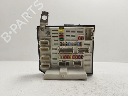 Used Fuse box Fuse box 37873237 37873237