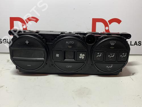 Used Climate control OPEL VECTRA B (J96) 1.6 i 16V (F19) (100 hp) 17404350