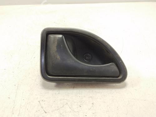 Used Front left interior door handle RENAULT KANGOO (KC0/1_) [1997-2026]  32417017