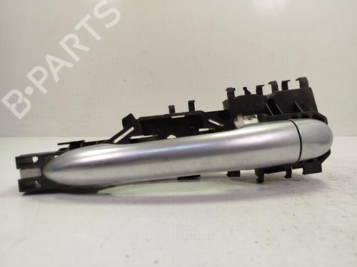Used Front right exterior door handle RENAULT SCÉNIC II (JM0/1_) 1.9 dCi (JM0G, JM12, JM1G, JM2C) (120 hp) 27379564