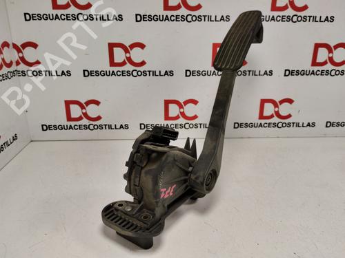 Pedal VOLVO S60 I (384) 2.4 (140 hp) 31182815