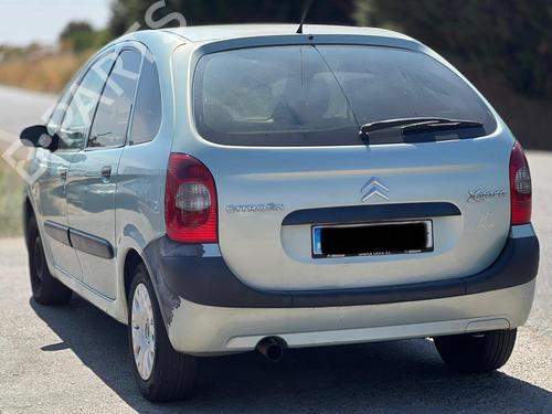 Grille CITROËN XSARA PICASSO (N68) 2.0 HDi | BP29353855C40 